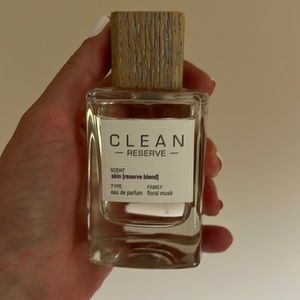 Clean Reserve skin scent